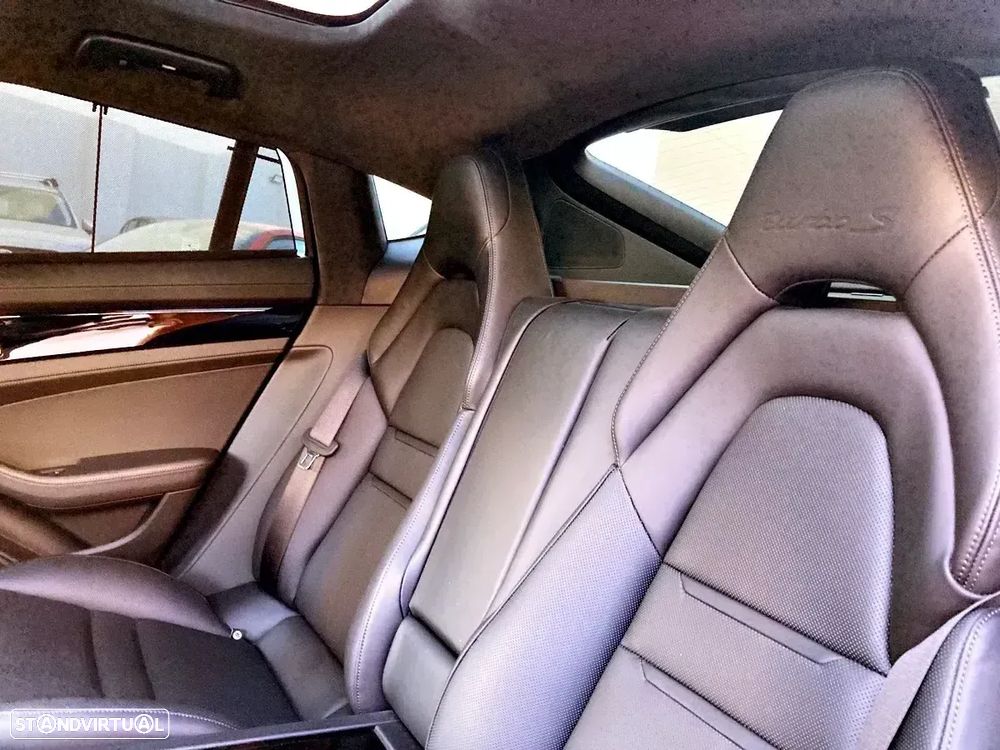 Porsche Panamera Turbo S E-Hybrid - 28
