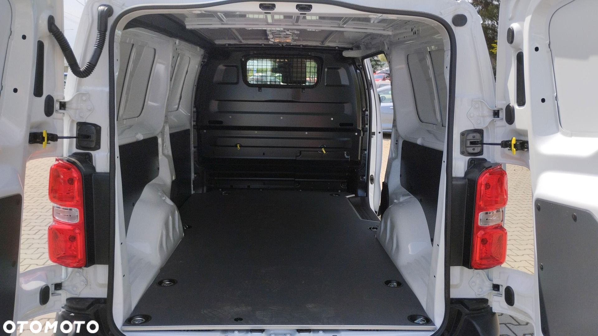 Toyota PROACE - 10