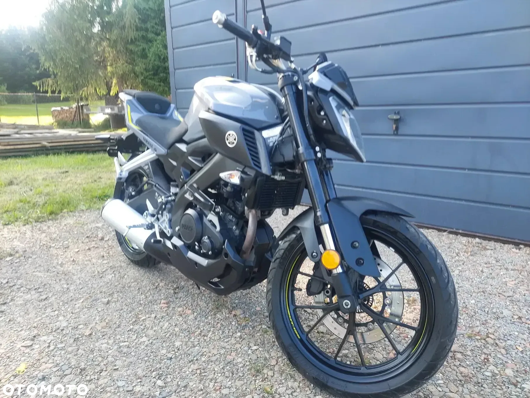 Yamaha MT - 2