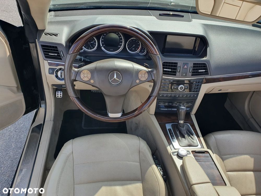 Mercedes-Benz Klasa E - 11