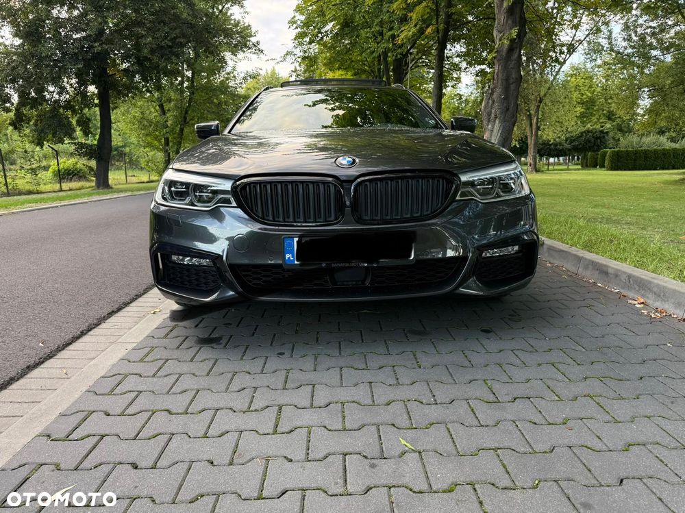 BMW Seria 5 520d xDrive - 4