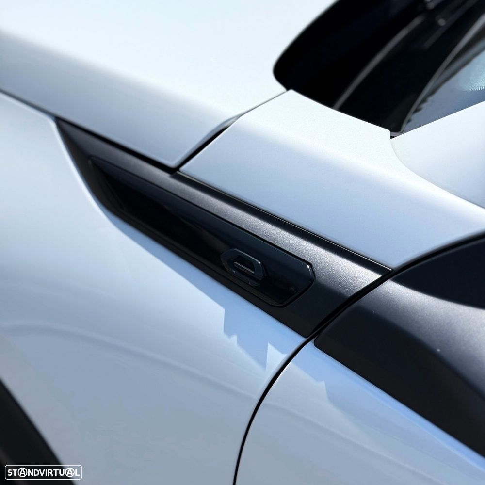 Peugeot e-2008 Allure Pack - 7
