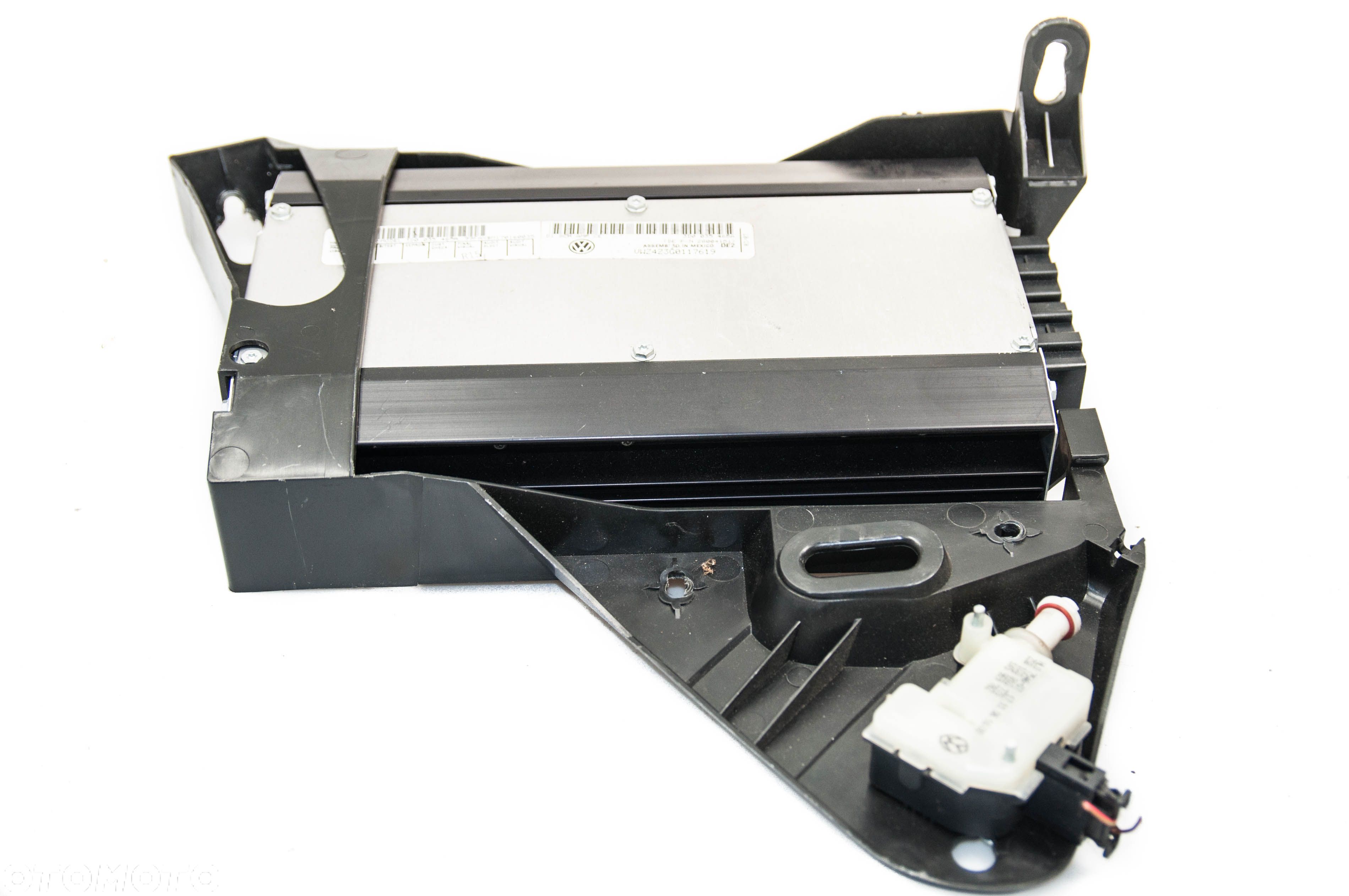WZMACNIACZ MODUŁ RADIA AUDIO VW PHAETON 3D0035465A OE - 1