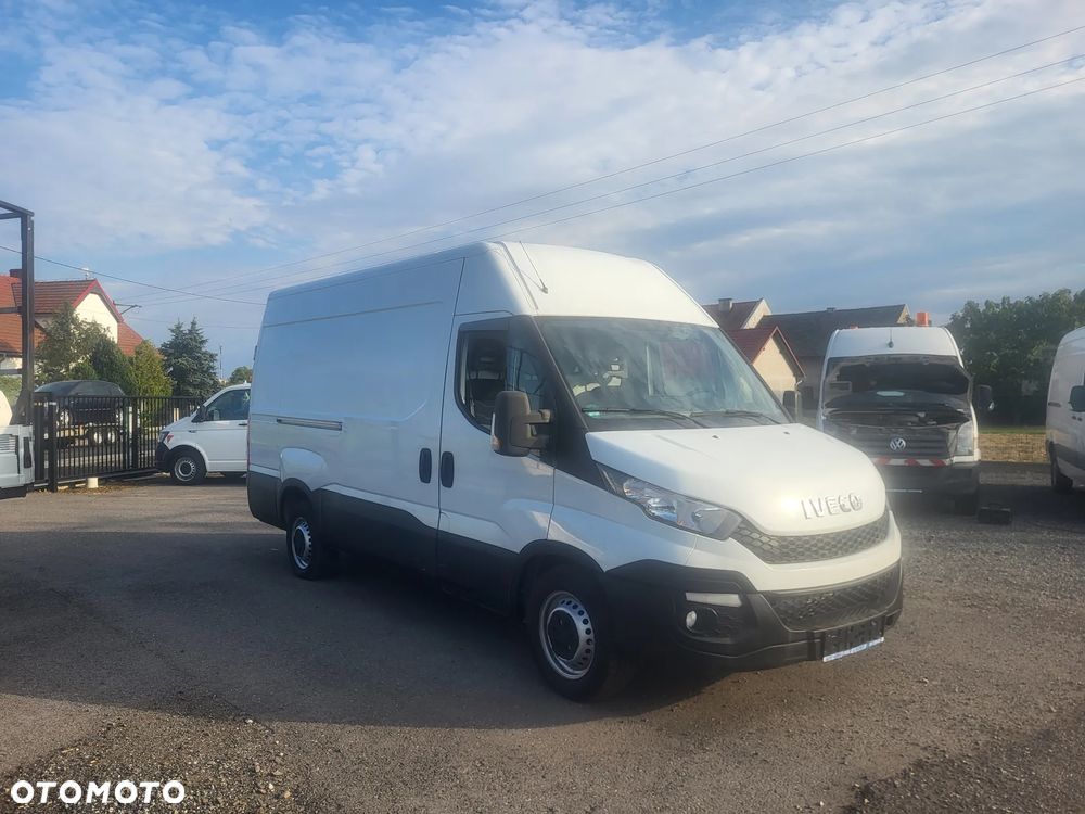 Iveco Daily blaszak zabudowa warsztatowa klima sprowadzony super stan - 2