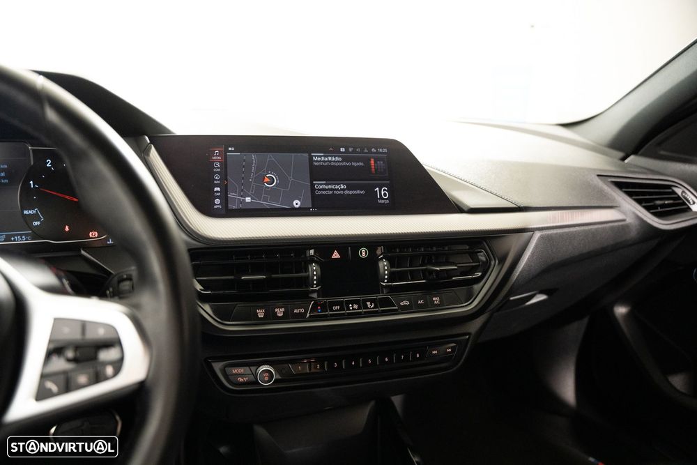 BMW 116 d Pack Desportivo M Auto - 9