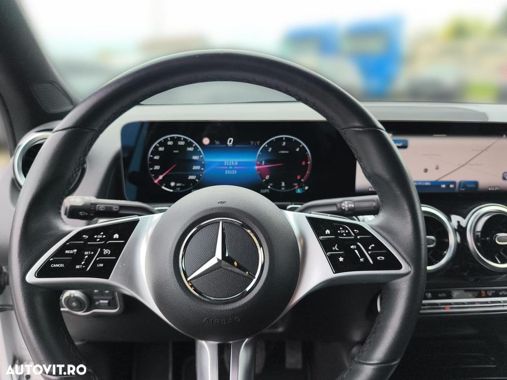 Mercedes-Benz GLB 200 d 4MATIC Aut. - 11