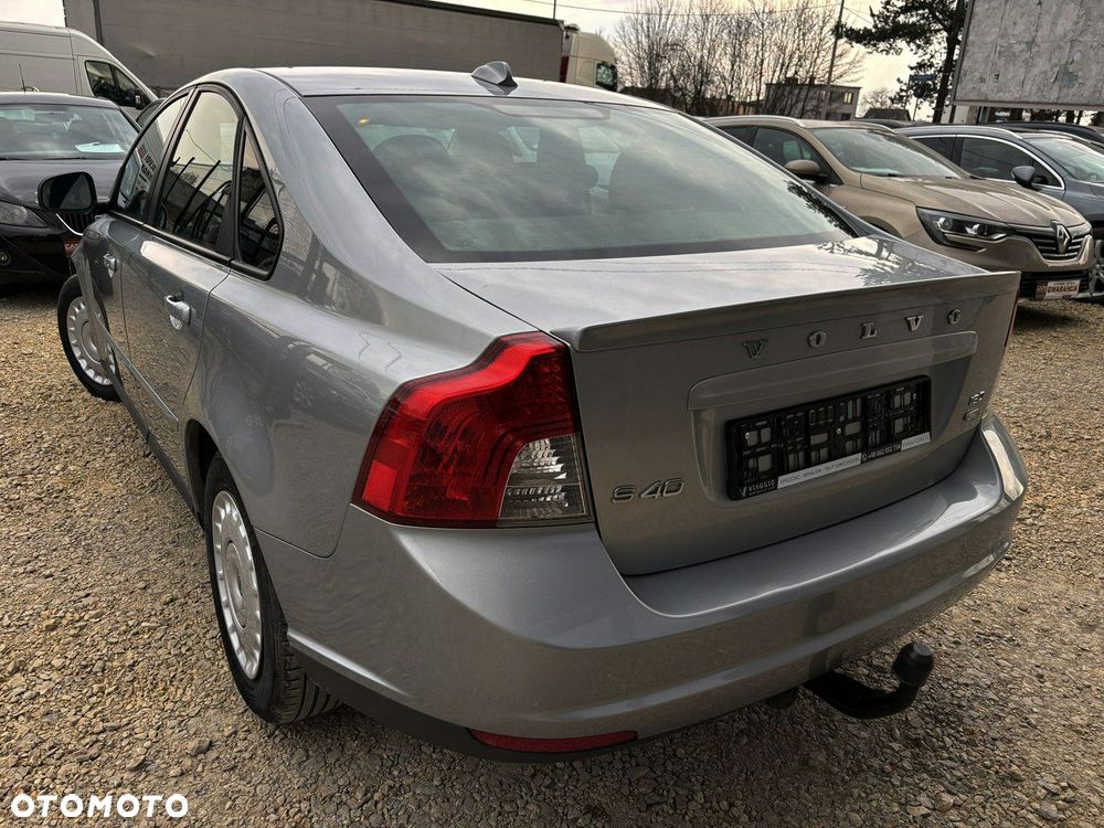 Volvo S40 1.6D DRIVe Kinetic Start-Stop - 4