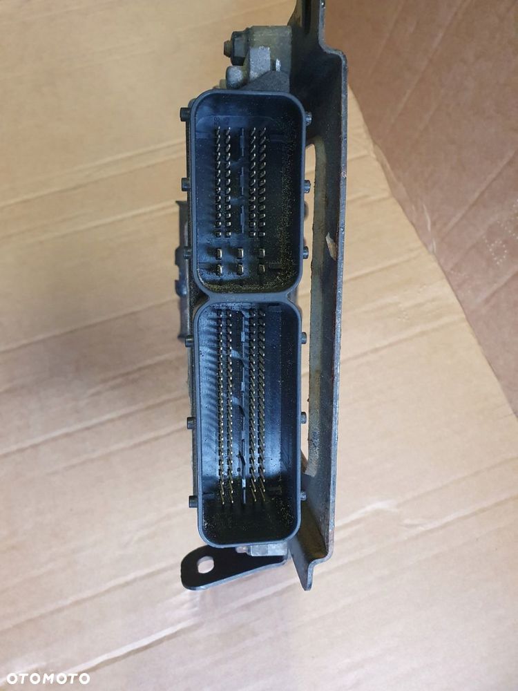 KIA VENGA KOMPUTER SILNIKA STEROWNIK 39130-2A360 - 2