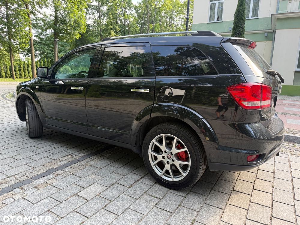 Fiat Freemont 2.0 Multijet Lounge AWD - 4