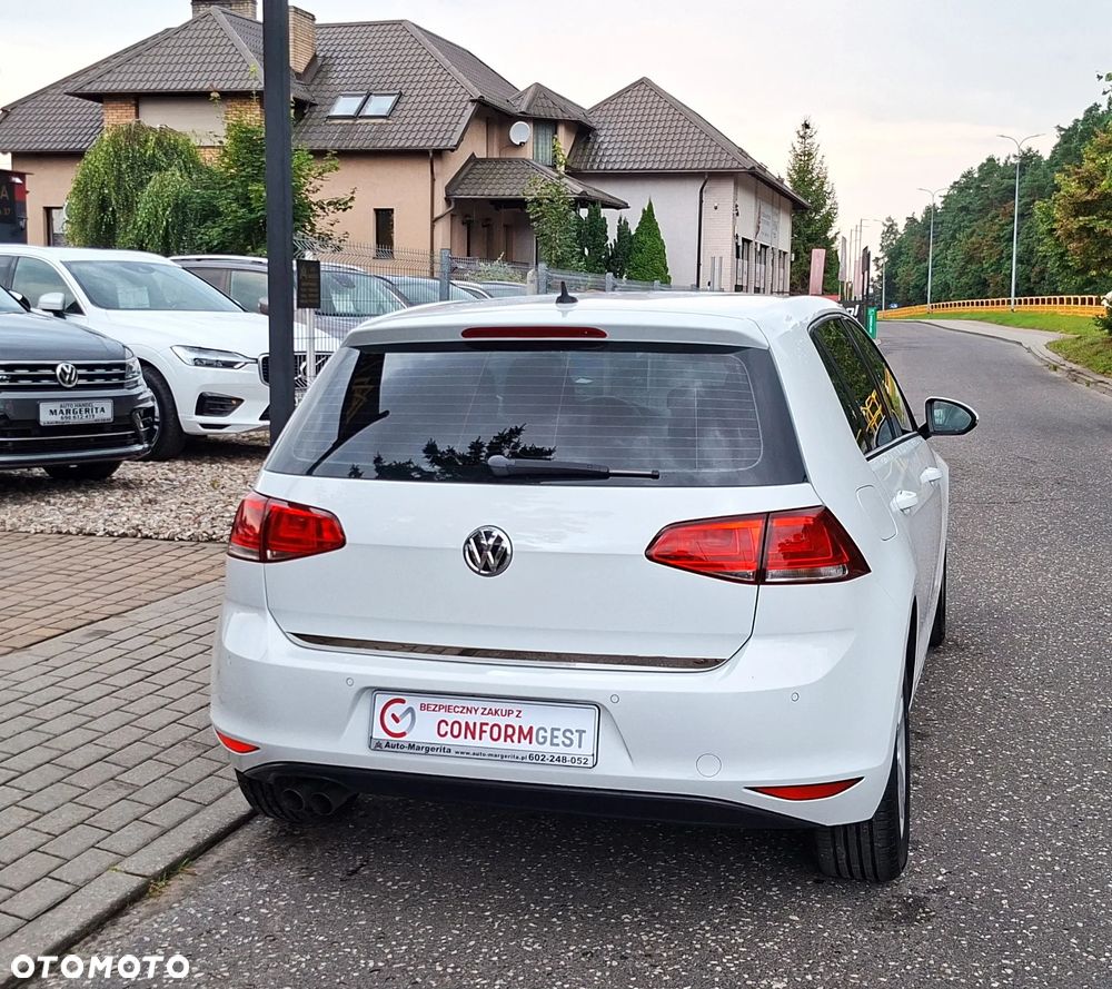 Volkswagen Golf 2.0 BlueTDI DSG Comfortline - 9