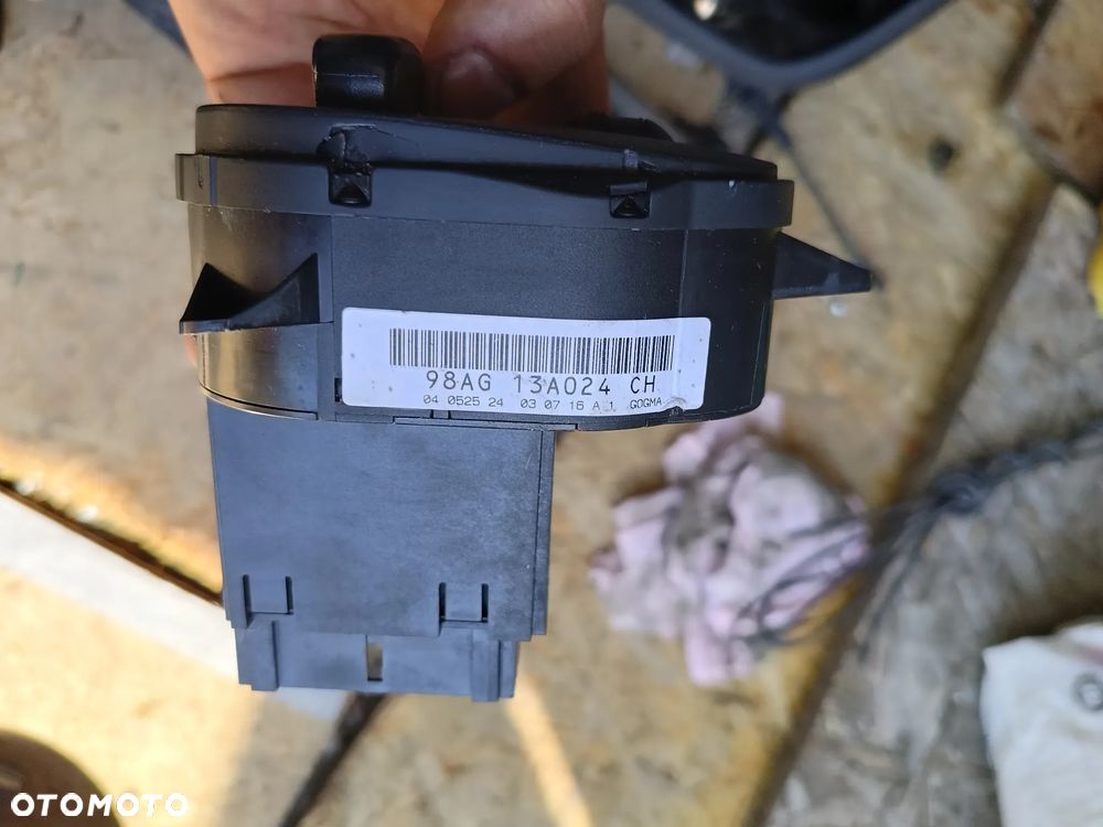 FORD FOCUS MK I 98-04 WŁĄCZNIK ŚWIATEŁ 98AG13A024CH - 2