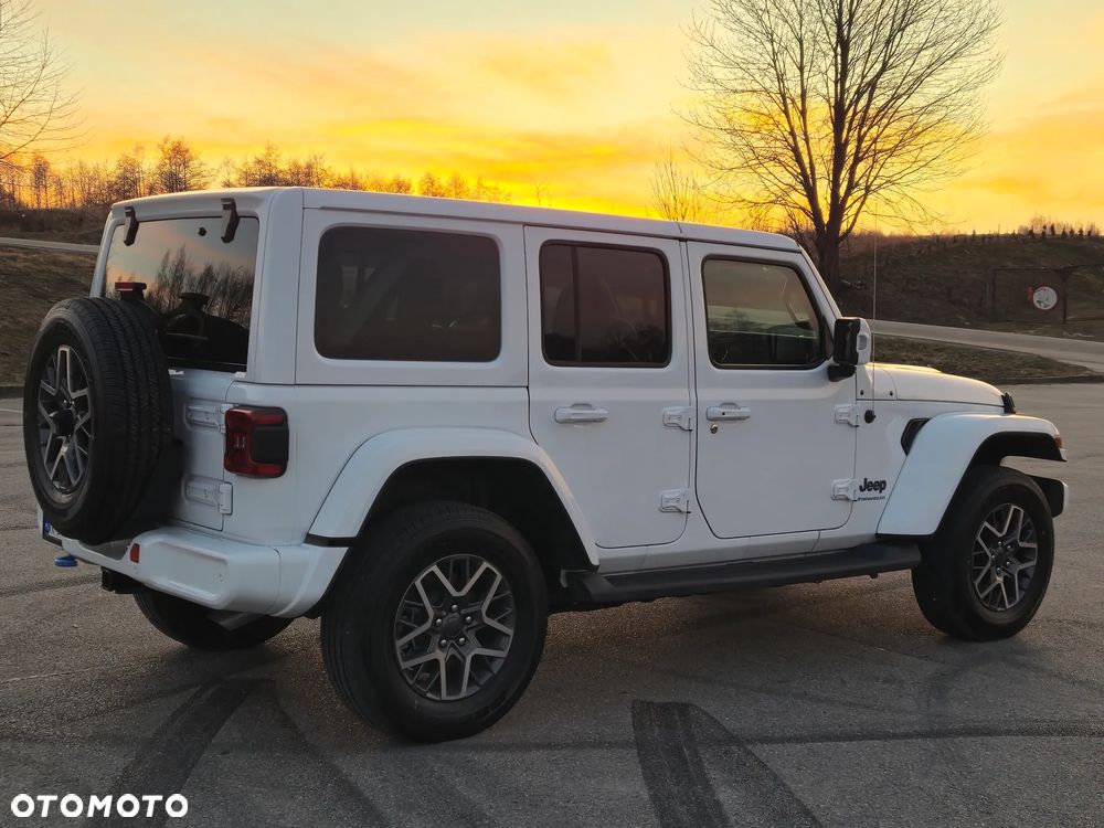 Jeep Wrangler - 19