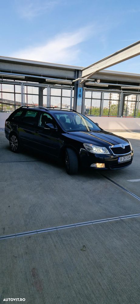 Skoda Octavia 1.6 TDI ELEGANCE DSG - 3