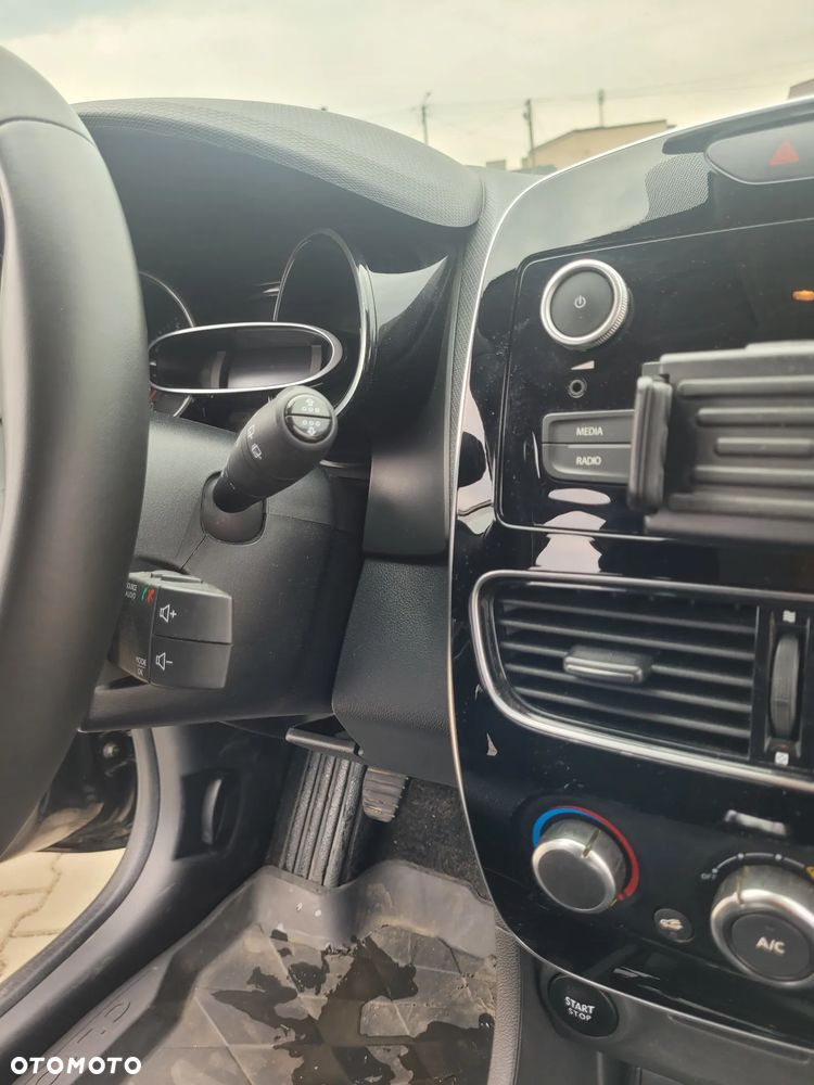 Renault Clio 0.9 Energy TCe Limited - 10