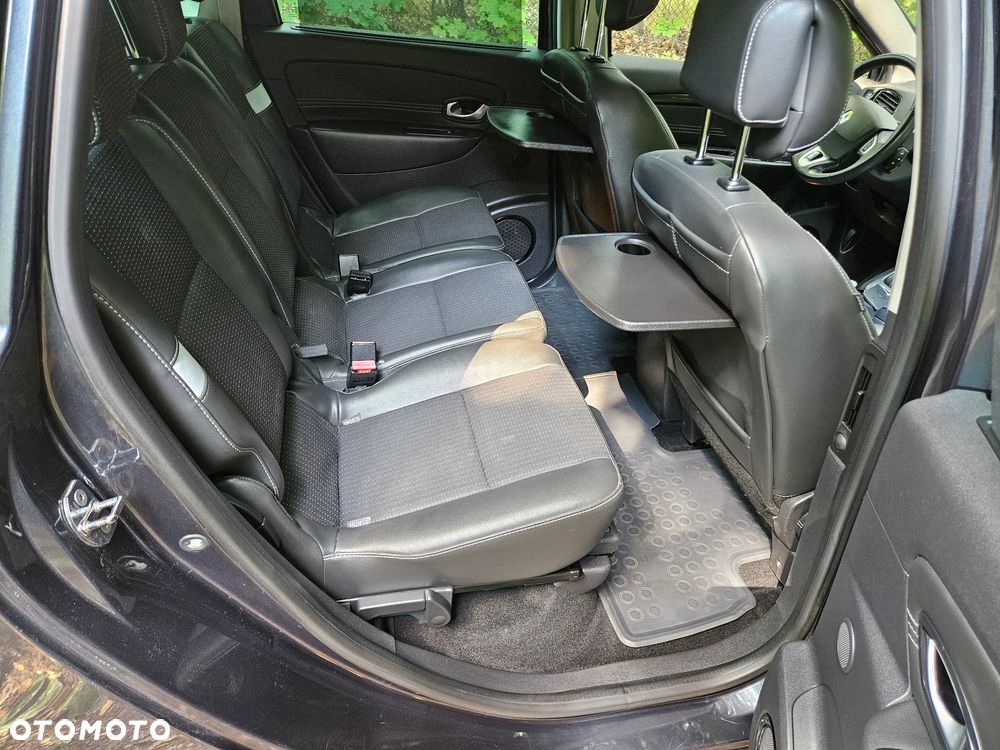 Renault Grand Scenic TCe 130 Bose Edition - 14