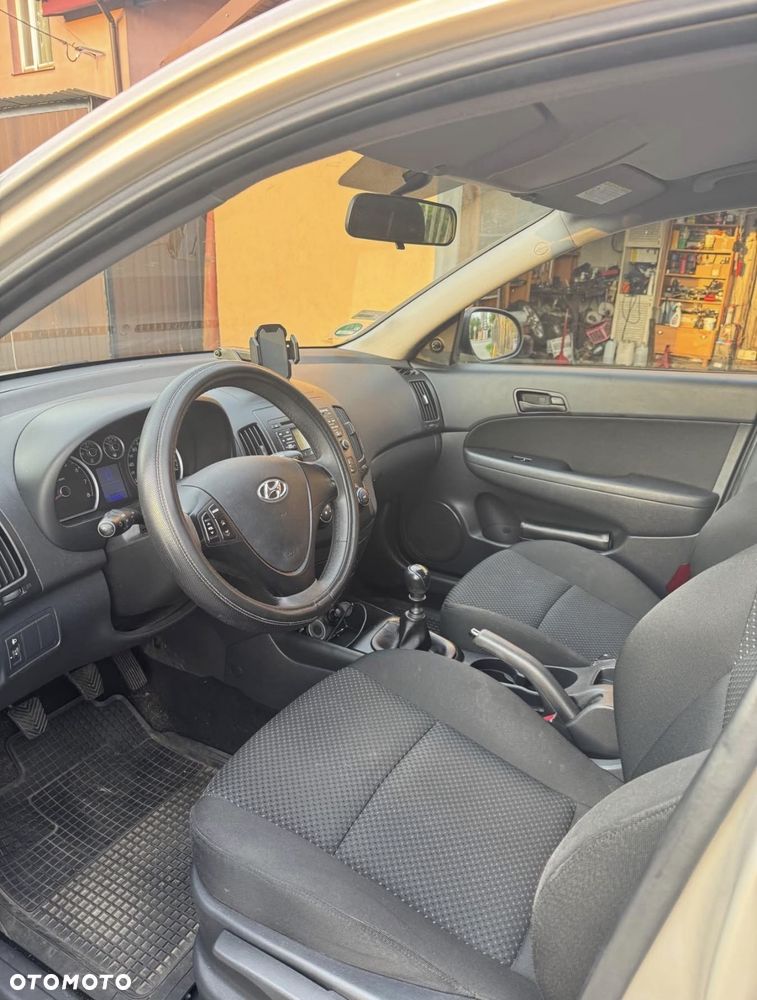 Hyundai i30 1.4 Blue Comfort - 2