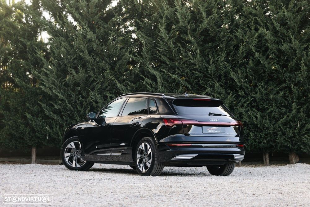 Audi e-tron 50 quattro S line - 3