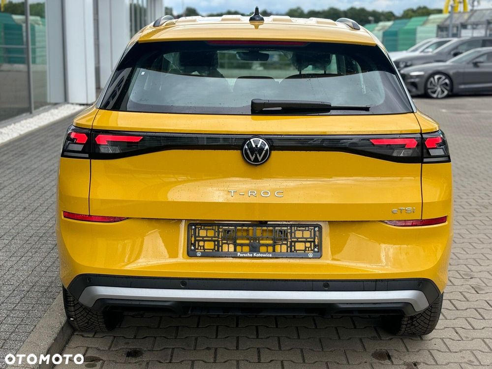 Volkswagen T-Roc - 5