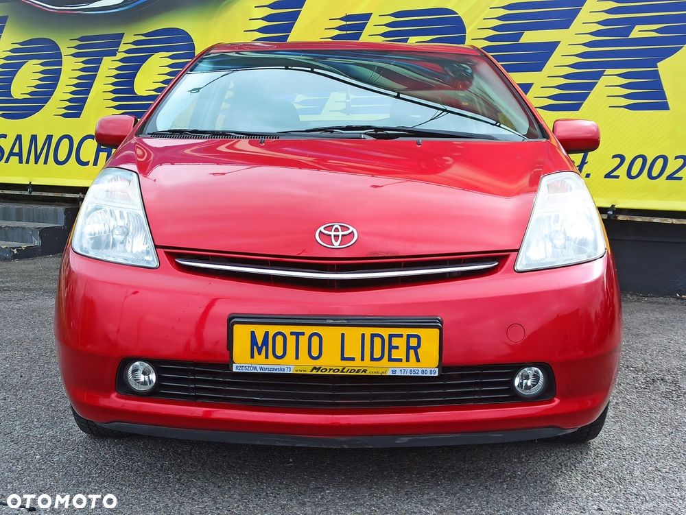 Toyota Prius - 3