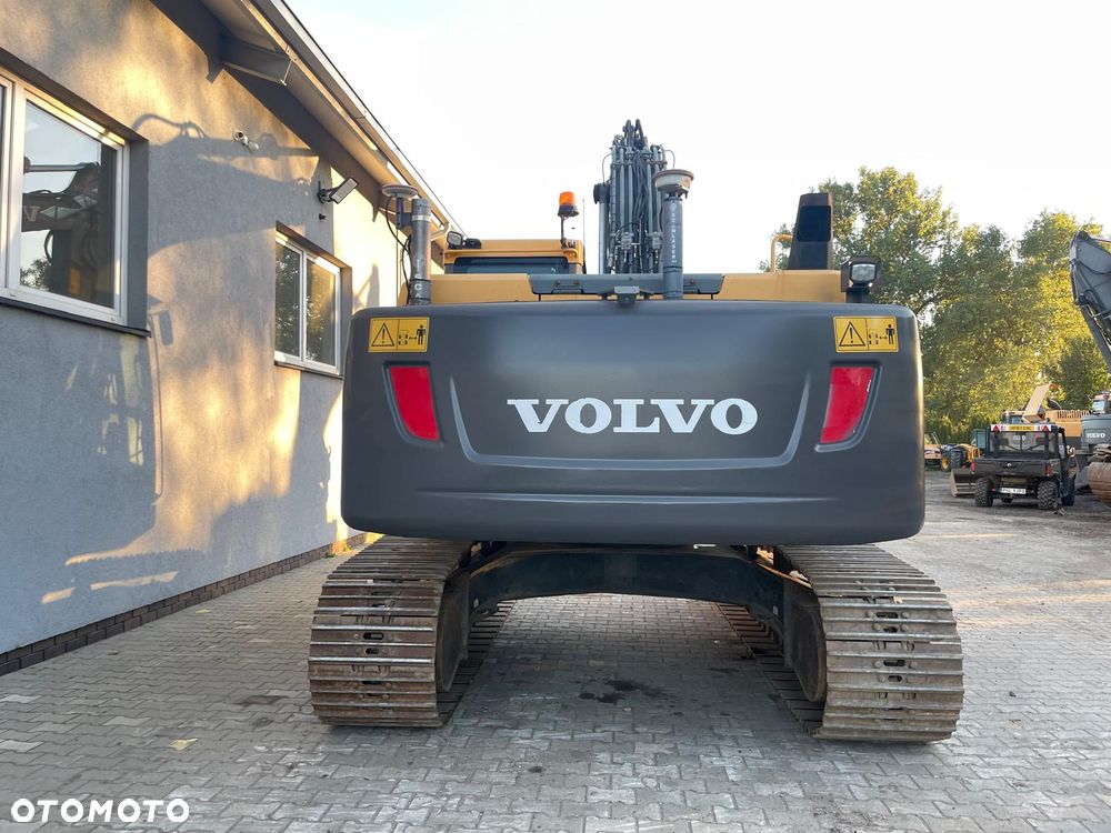 Volvo EC220DL - 4