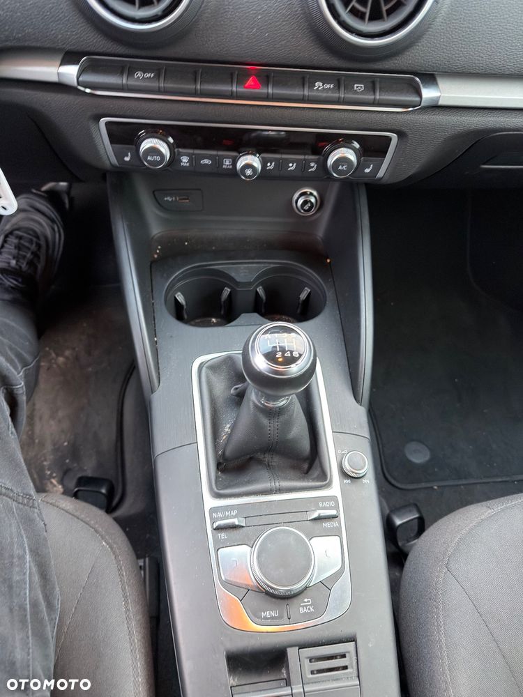 Audi A3 Sportback 1.6 TDI sport - 9