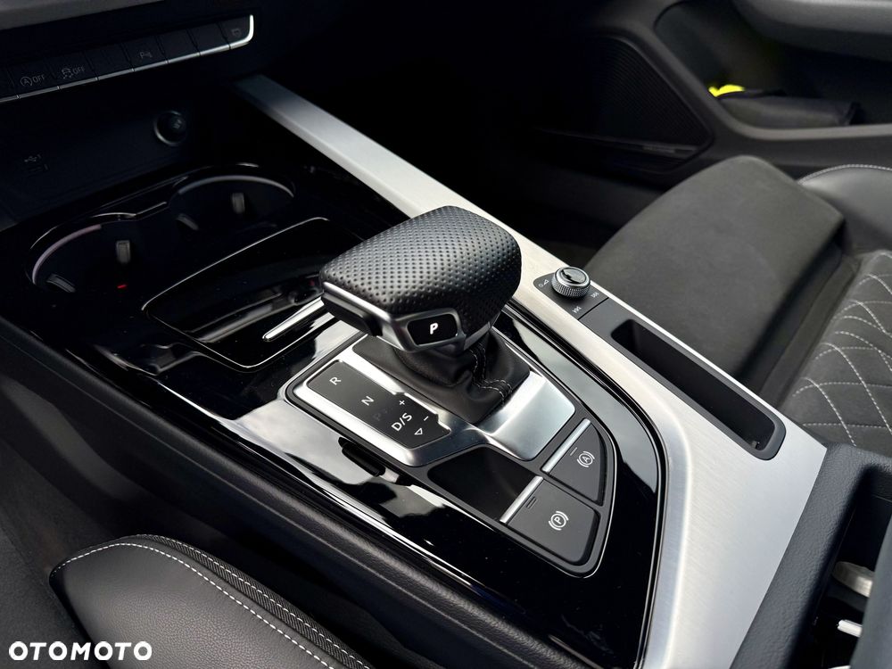 Audi A4 Limousine 40 TFSI mHEV Quattro S Line S tronic - 28
