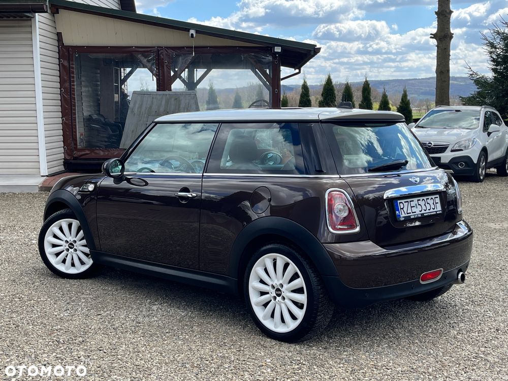 MINI Cooper 50 Mayfair - 21