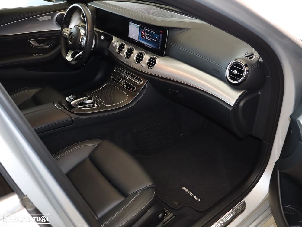 Mercedes-Benz E 300 de AMG Line - 18