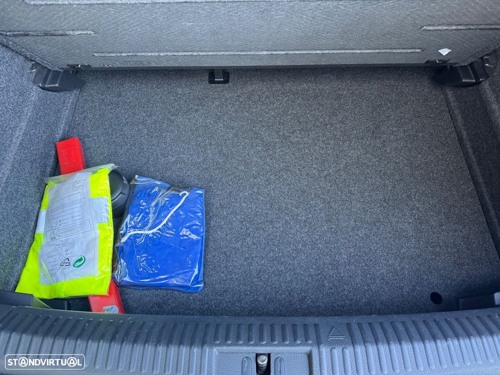 VW Polo 1.0 TSI Highline DSG - 28