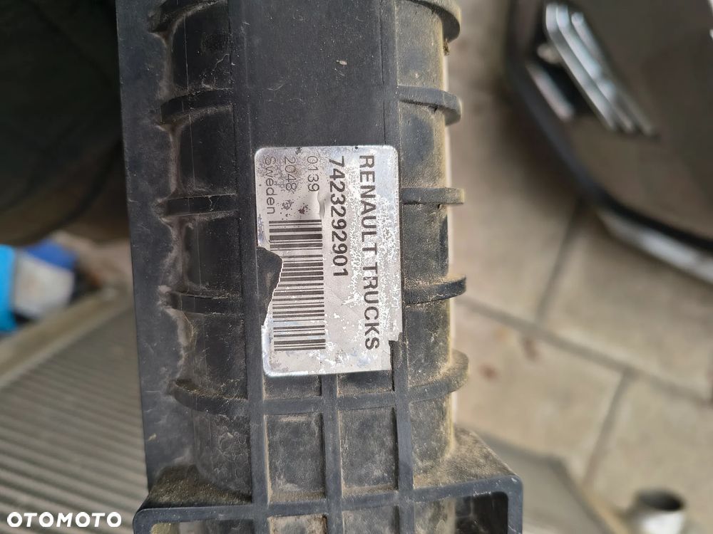 Chłodnica wody+ intercooler atrapa Volvo FH 500 - 6