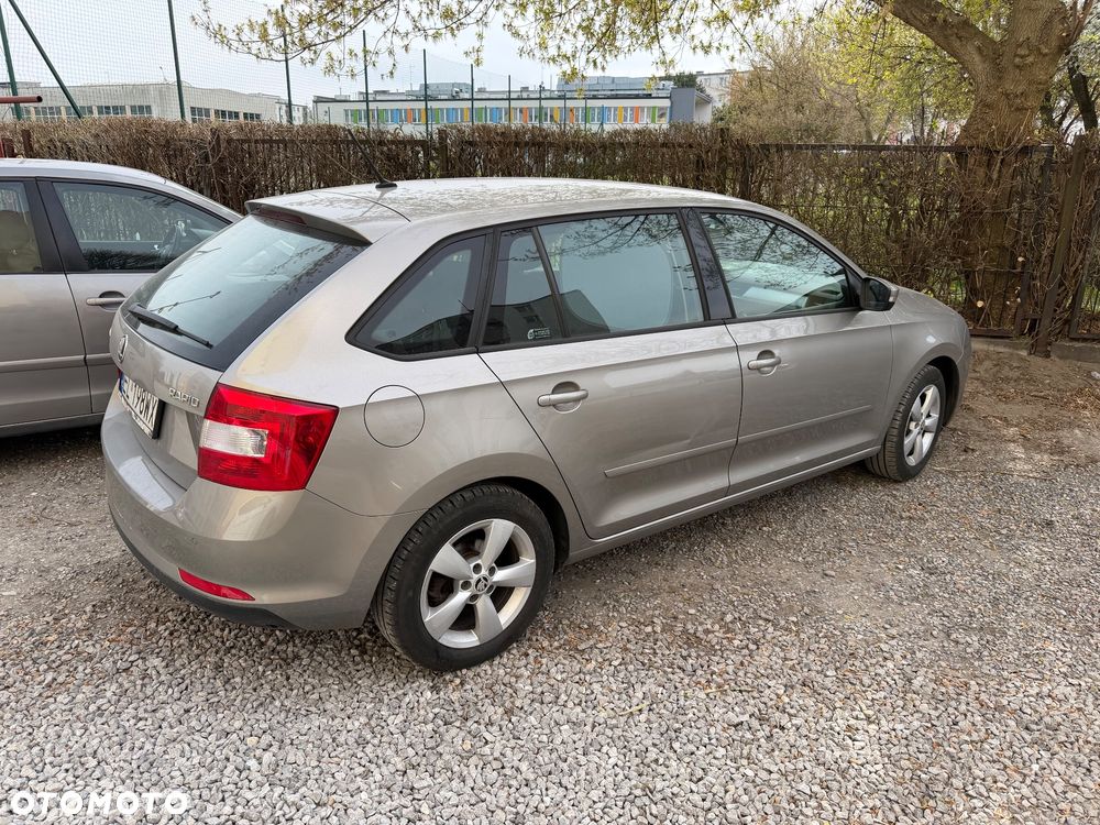 Skoda RAPID 1.2 TSI Edition - 8
