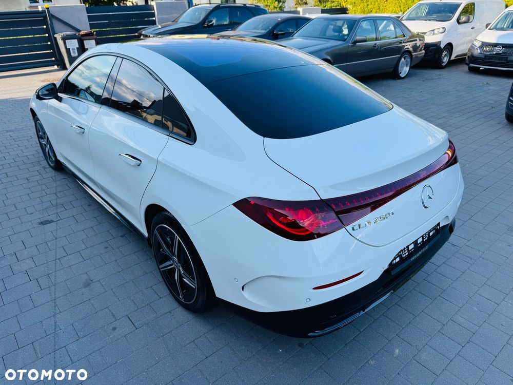 Mercedes-Benz CLA 250 + mit Technologie Edition - 11