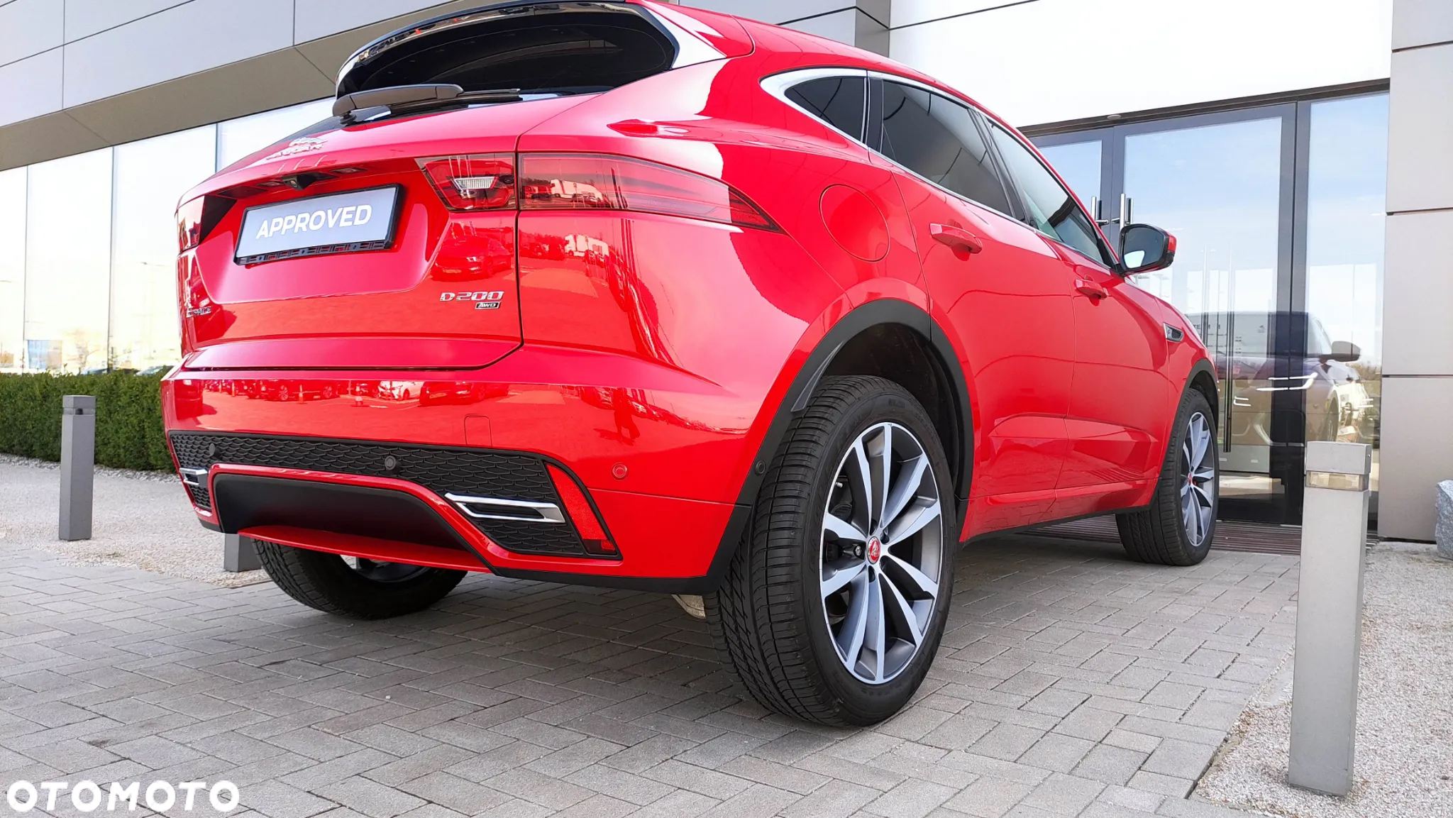 Jaguar E-Pace 2.0 i4D AWD R-Dynamic SE - 12