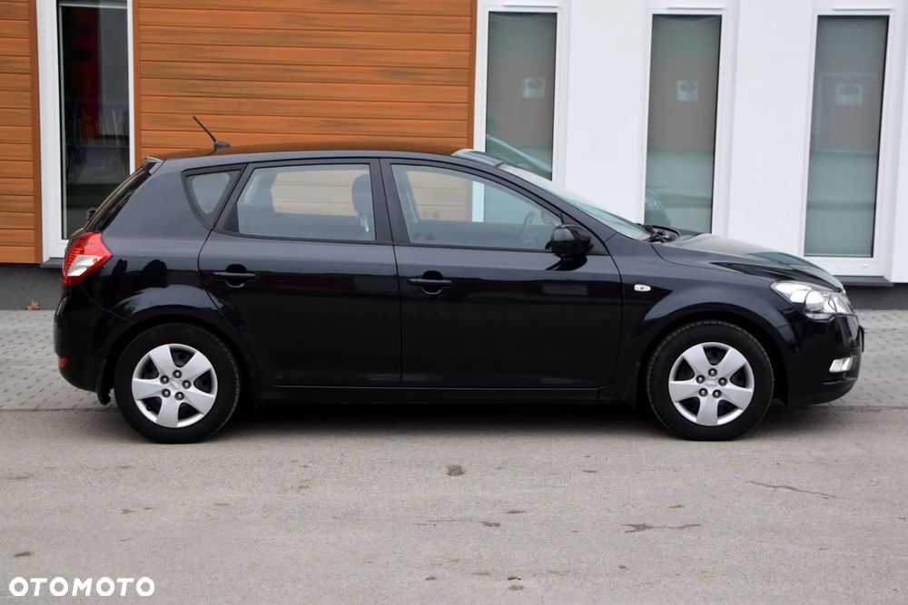 Kia Ceed Cee'd 1.4 M - 8