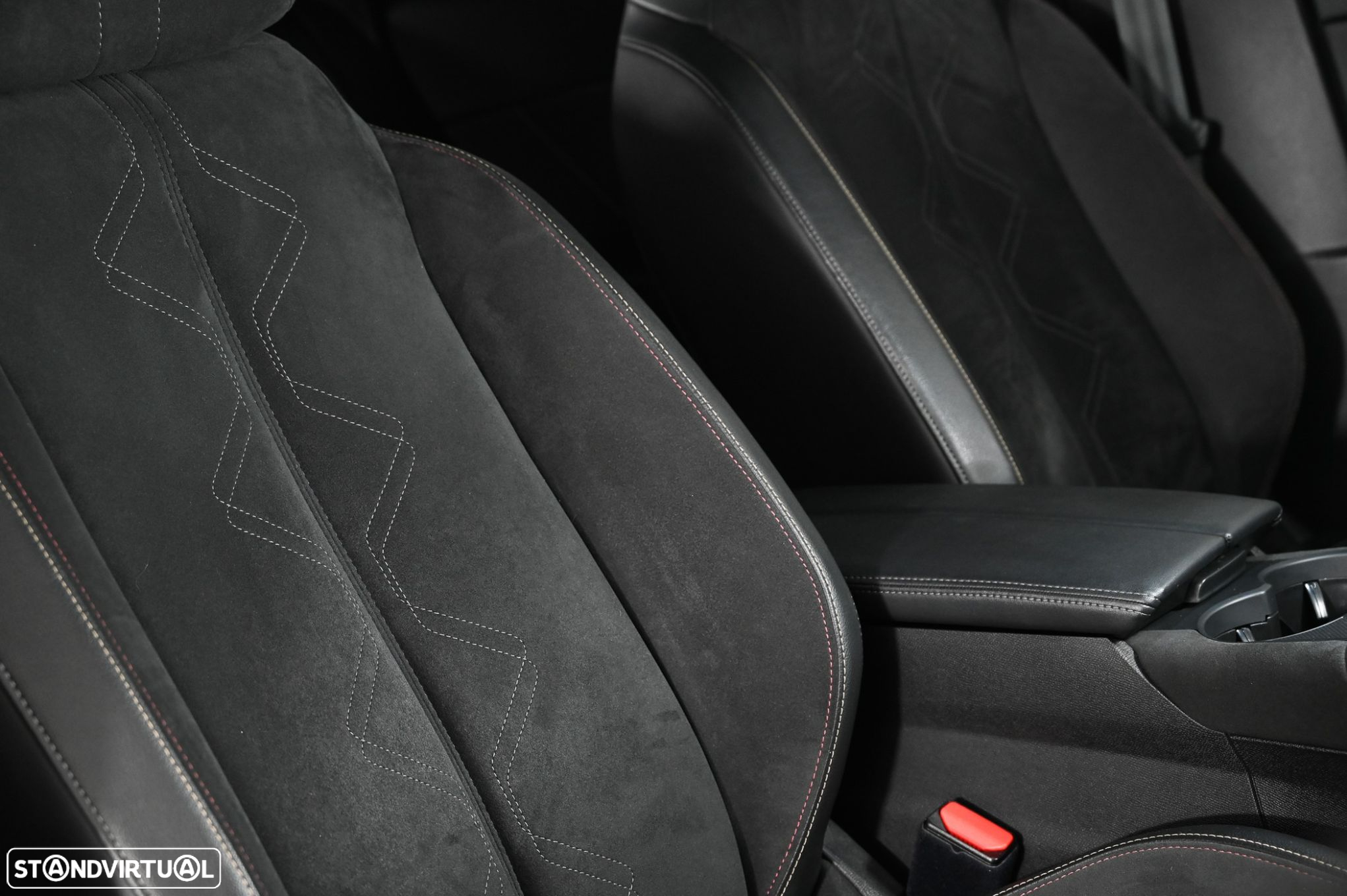 DS DS7 Crossback E-Tense Performance Line EAT8 - 25