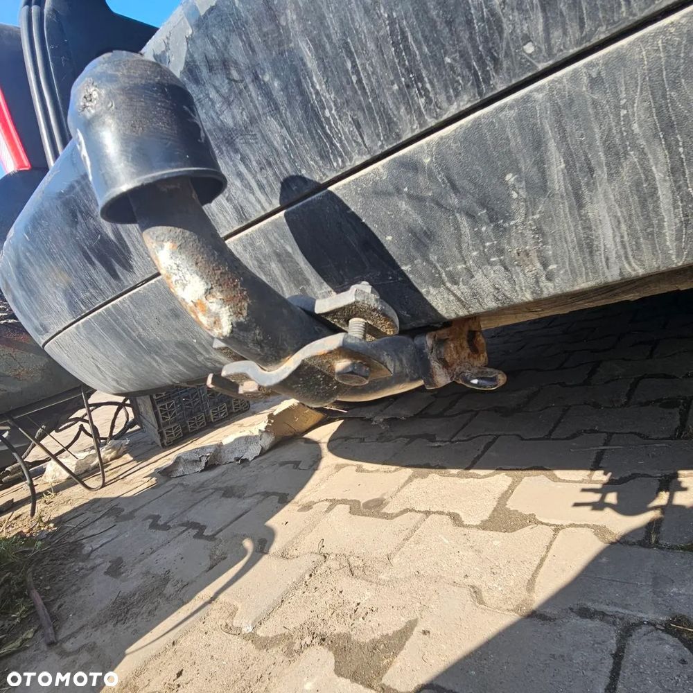 VOLKSWAGEN PASSAT kombi 1999r 1,9 D 66 kW / 90 KM (kod lak: LC9Z) pojazd na części: maska, zderzak, drzwi, szyby, lusterka, chłodnica ... - 9