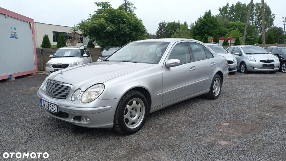 Mercedes-Benz Klasa E 240 4Matic Avantgarde - 1