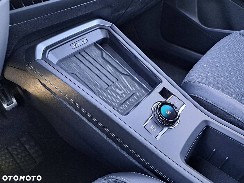 Volkswagen T-Roc 1.5 TSI R-Line DSG - 17