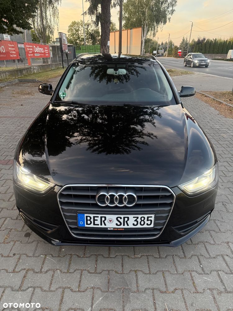 Audi A4 Avant 2.0 TDI DPF clean diesel multitronic Attraction - 8