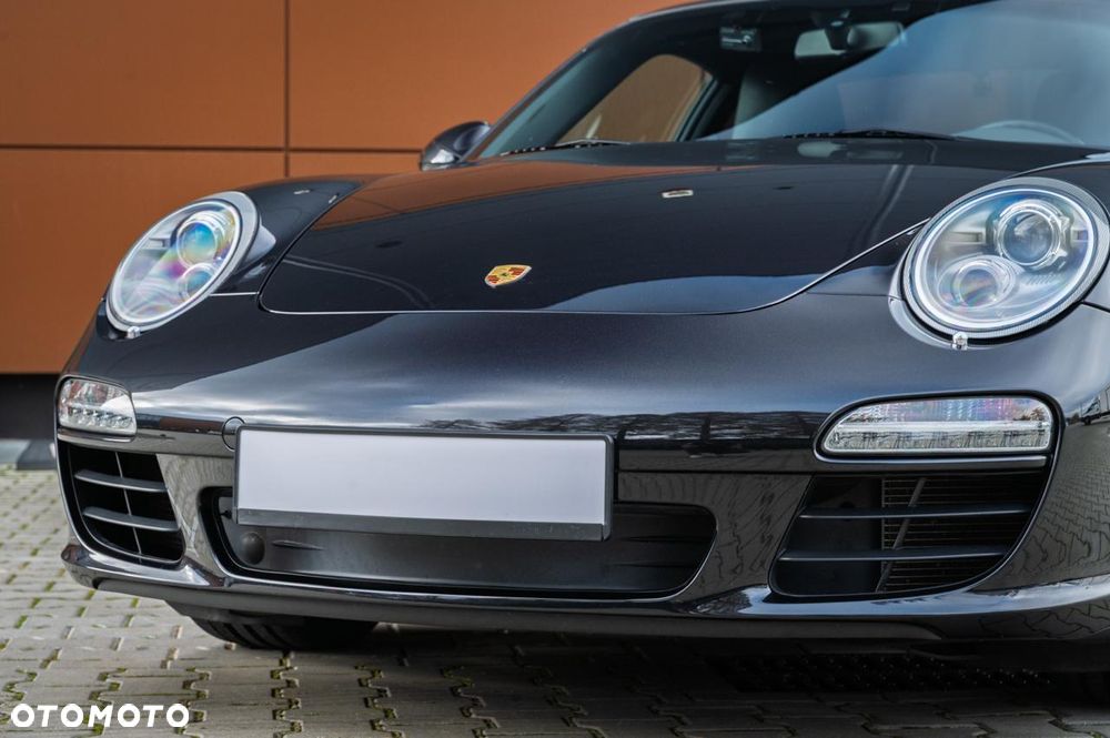 Porsche 911 Carrera PDK - 12