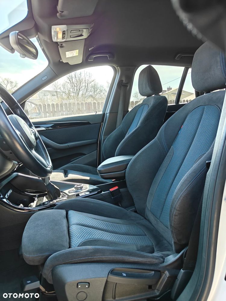 BMW X1 sDrive18d M Sport - 31