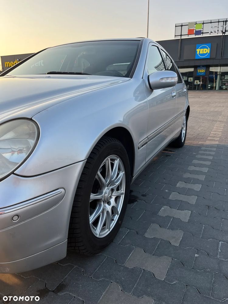 Mercedes-Benz Klasa C - 12