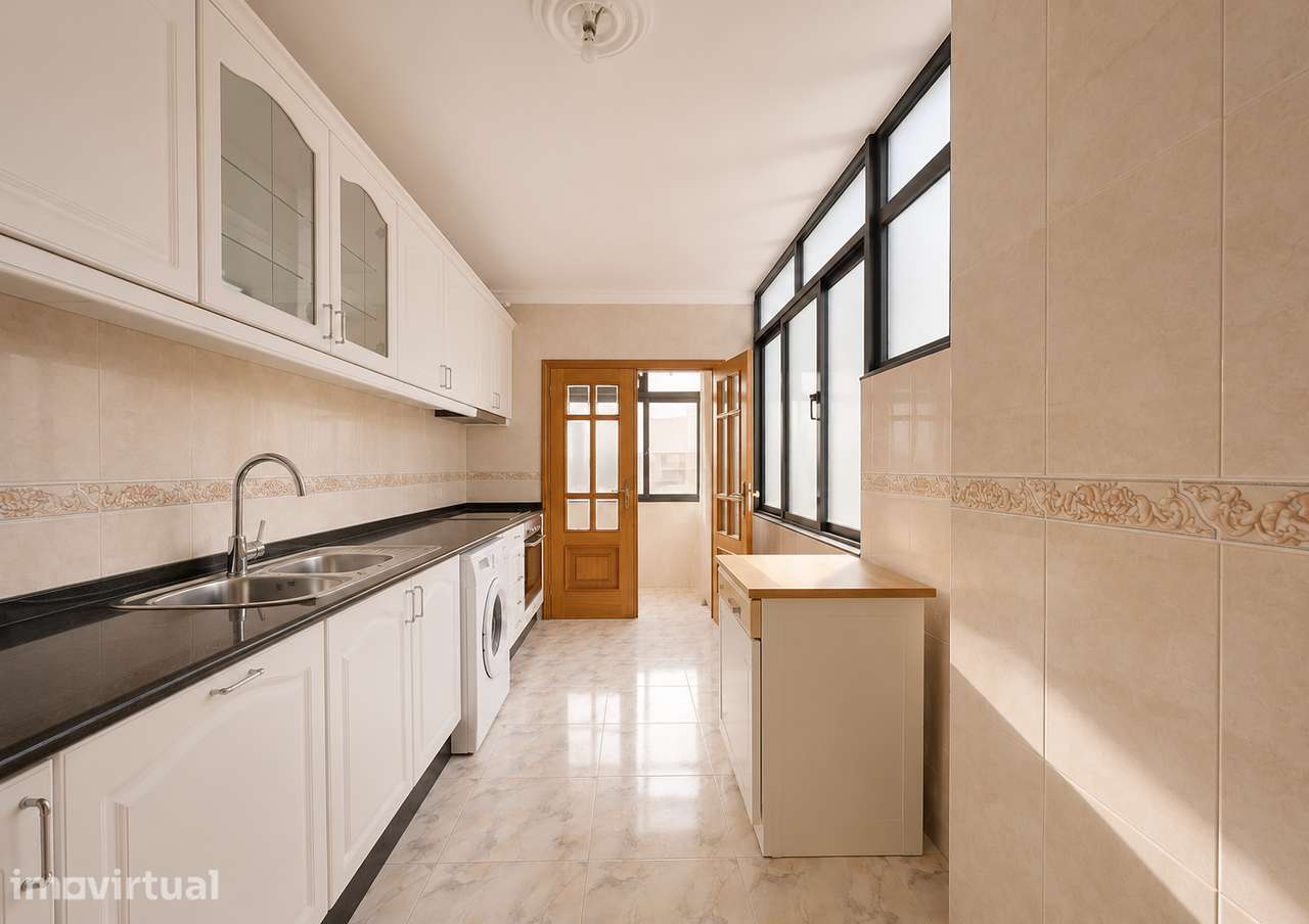 Andar de Moradia T3 com Terraço Panorâmico de 45m² | Campanhã - Grande imagem: 3/16