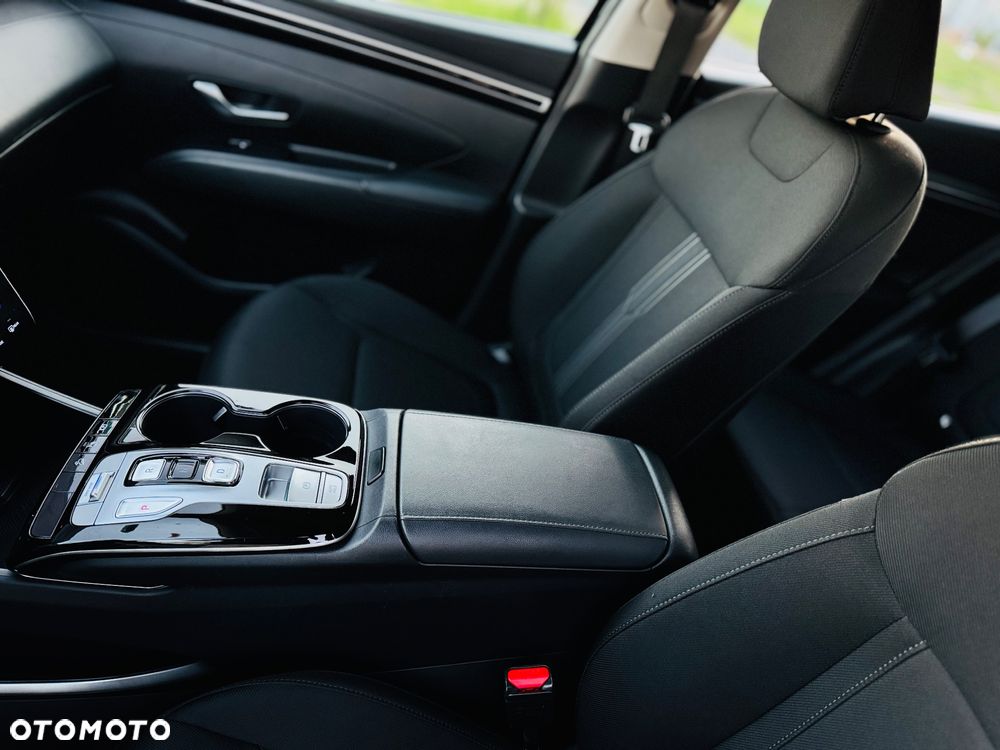 Hyundai Tucson 1.6 T-GDi 48V-Hybrid 4WD DCT Prime - 32