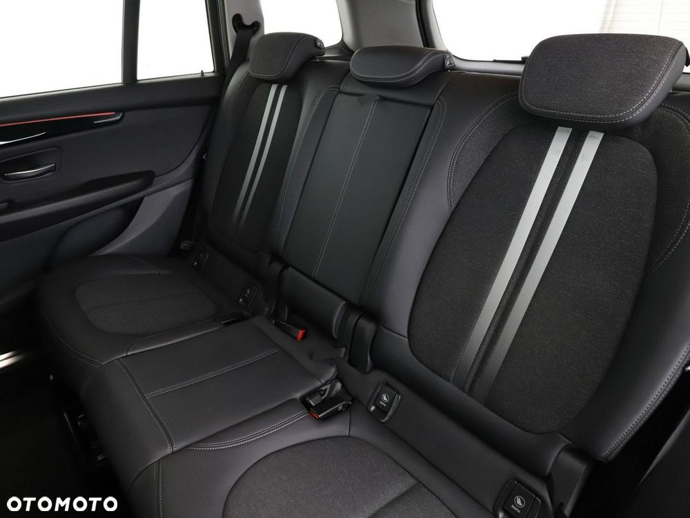 BMW Seria 2 218d GT Sport Line - 18