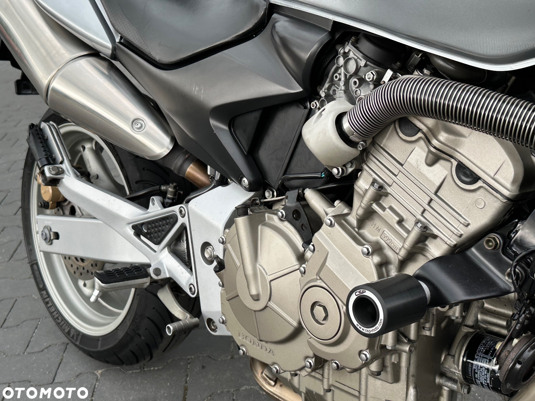 Honda Hornet - 18