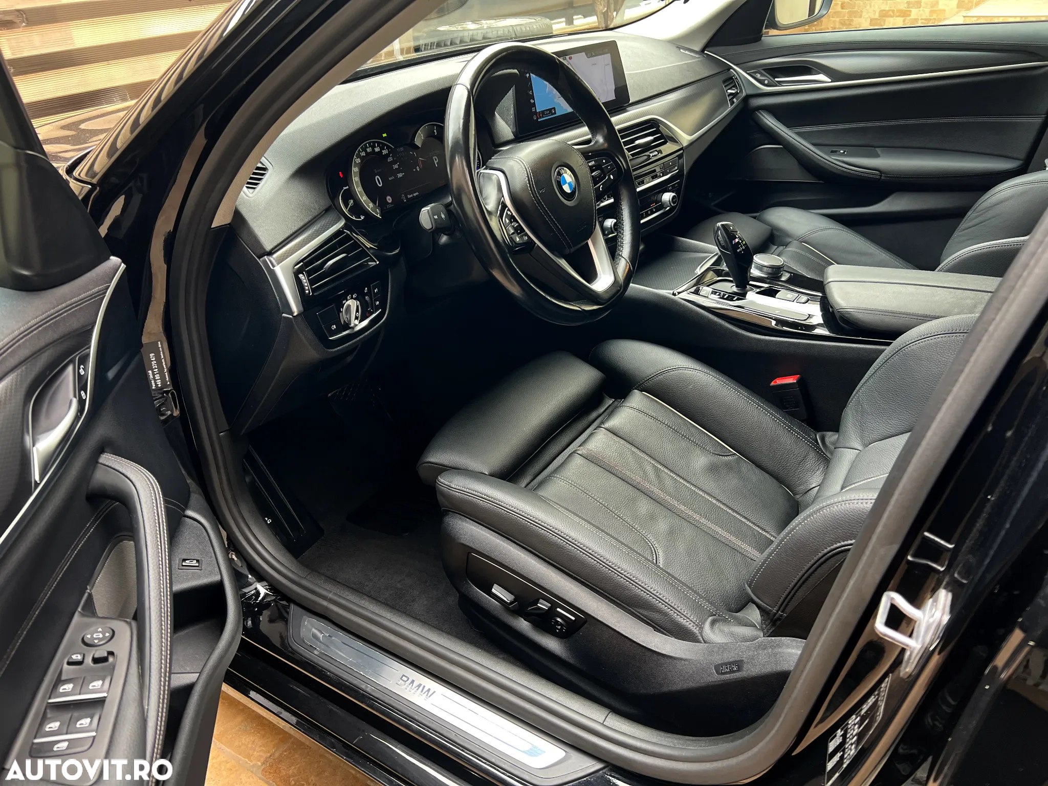 BMW Seria 5 520d AT - 12