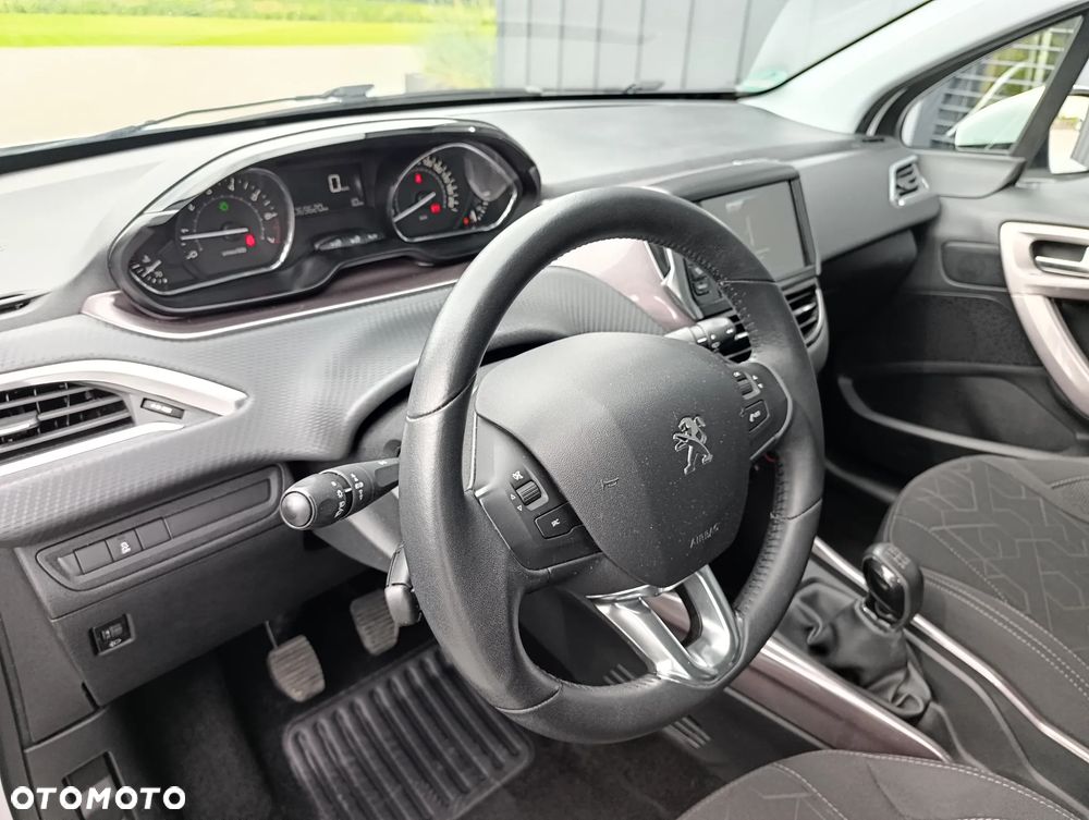 Peugeot 2008 - 22