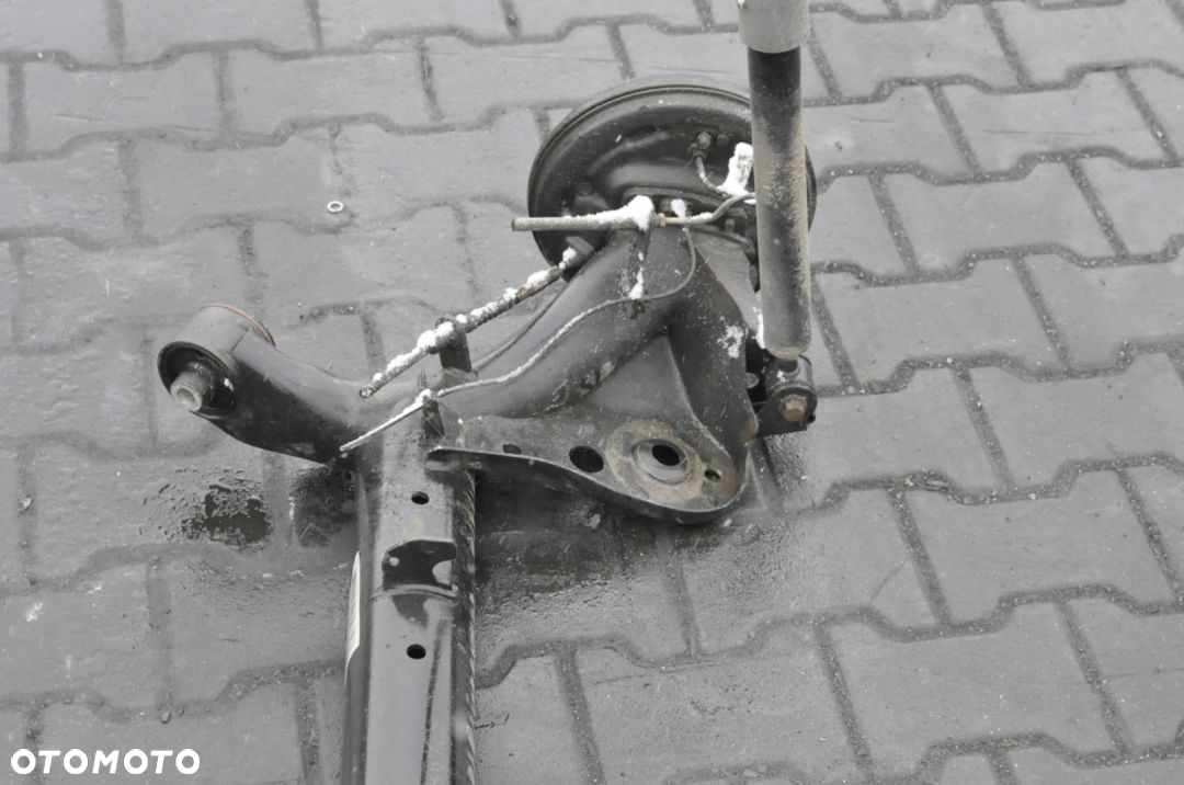 FORD KA III PLUS 1.2 ZAWIESZENIE BELKA TYŁ - 4