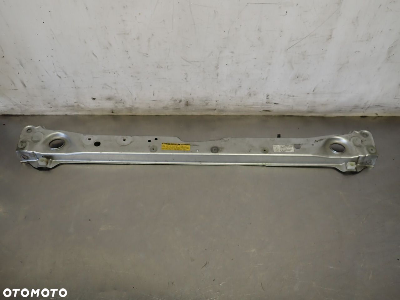 BELKA WZMOCNIENIE PASA PRZEDNIEGO TOYOTA RAV4 II LIFT - 1